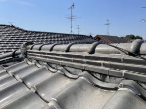 平群町耐震診断を受け　屋根が重たい瓦屋根なので軽い屋根材に葺き替え希望の調査依頼　