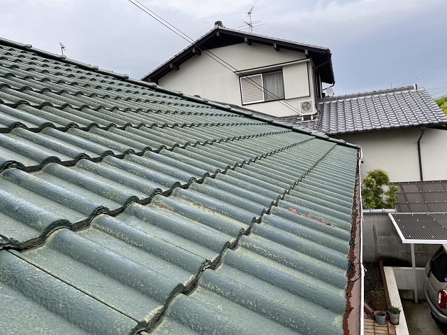 奈良市一戸建て　築年数32年　屋根と外壁の経年劣化で無料点検