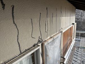 奈良市で外壁と軒天の劣化　木部が痛んでいるのでプロに工事