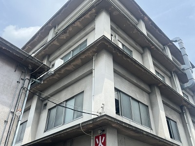 奈良市で工場の屋上の雨漏り防水機能低下！ウレタン防水のご提案！工事の流れの紹介!