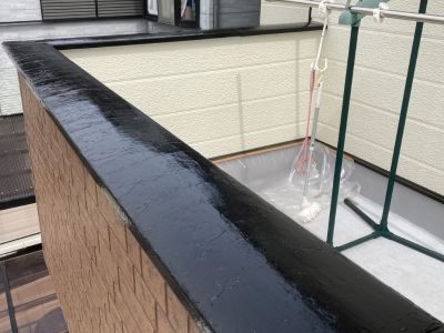 奈良市にてベランダ笠木塗装！施工事例ベランダ雨漏り対策重要！