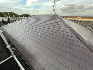 大和郡山市で屋根塗装工事！カラーベスト屋根を遮熱塗装！暑さ軽減！