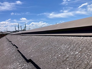 大和高田市で強風の原因で棟板金が飛んで行った！板金交換工事！